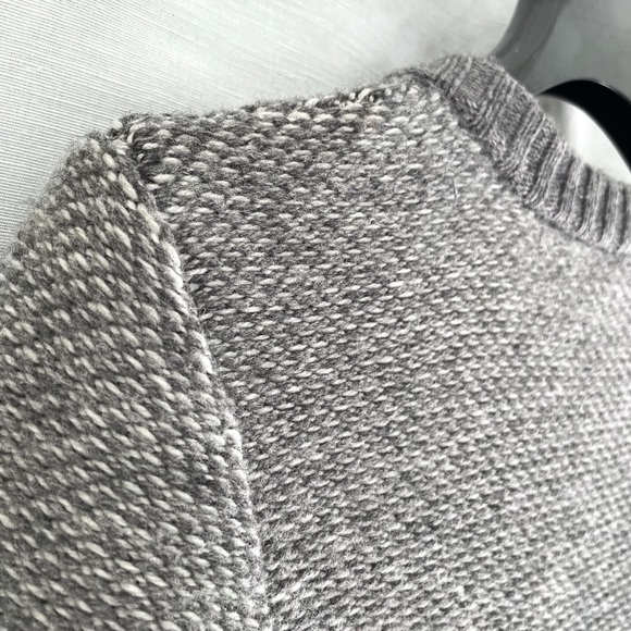 Ann Taylor Gray & White Wool Tweed Zip Front Crop Jacket Size Small - Picture 5 of 11